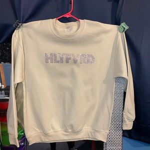 Sweatshirt with rhinestones